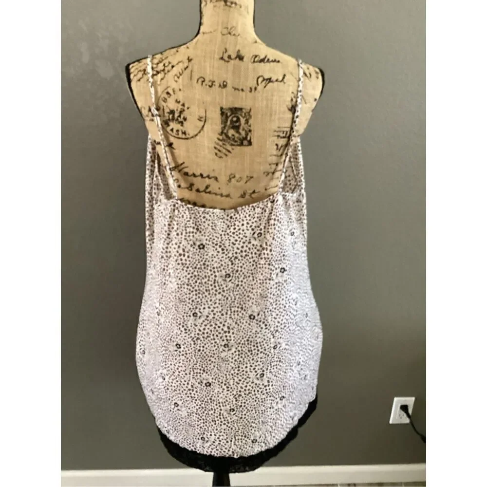 Private Property Gown - Picture 8 of 8